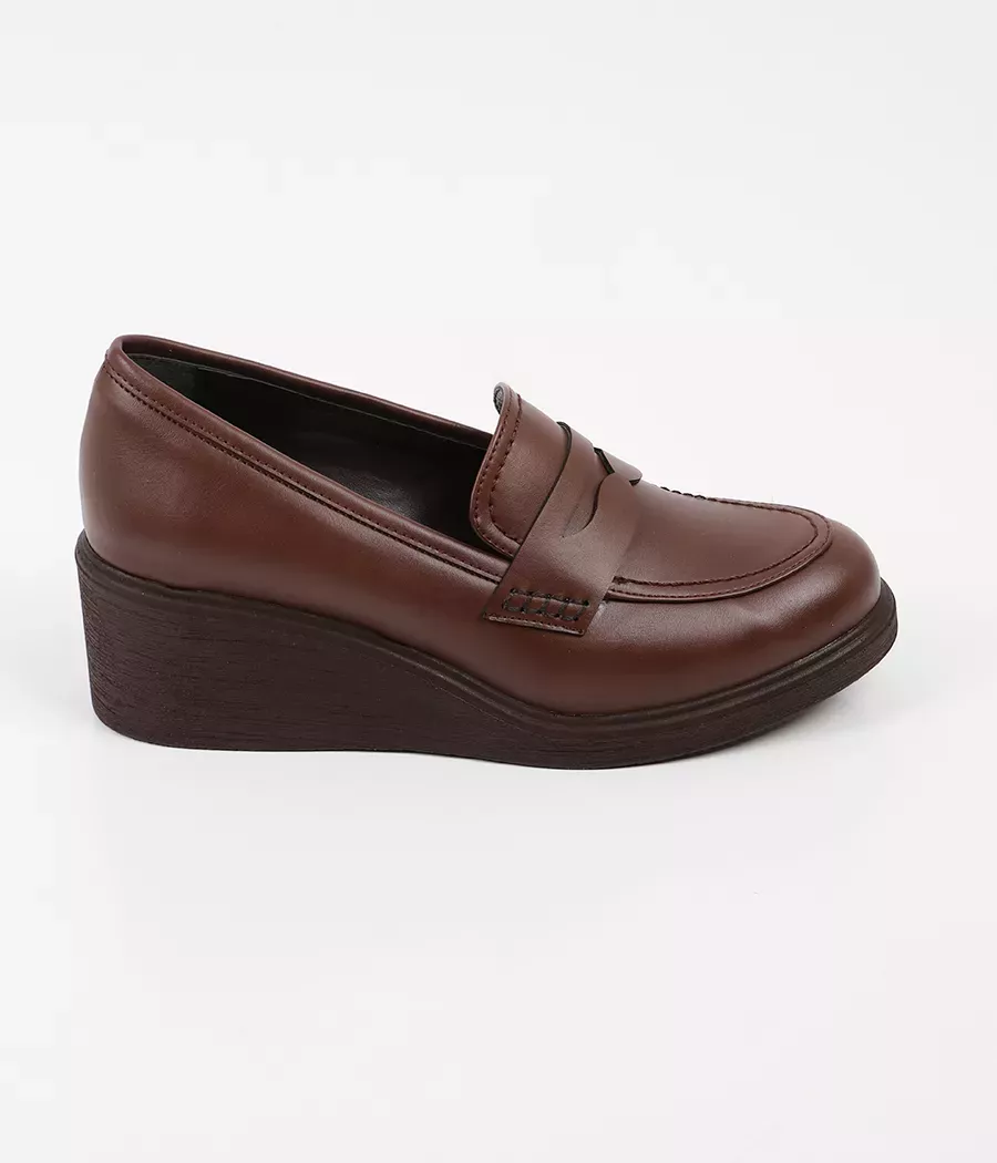 Mocassin confort à talon compensé élastiqué réf : 103