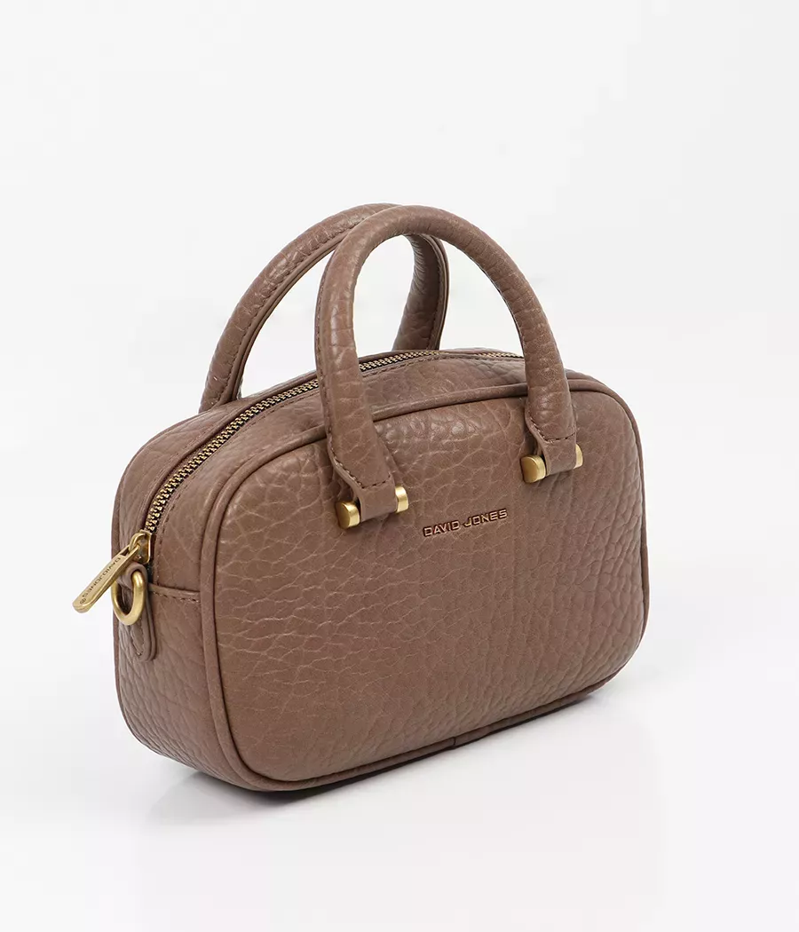 Sac à main pochette Réf : 7100